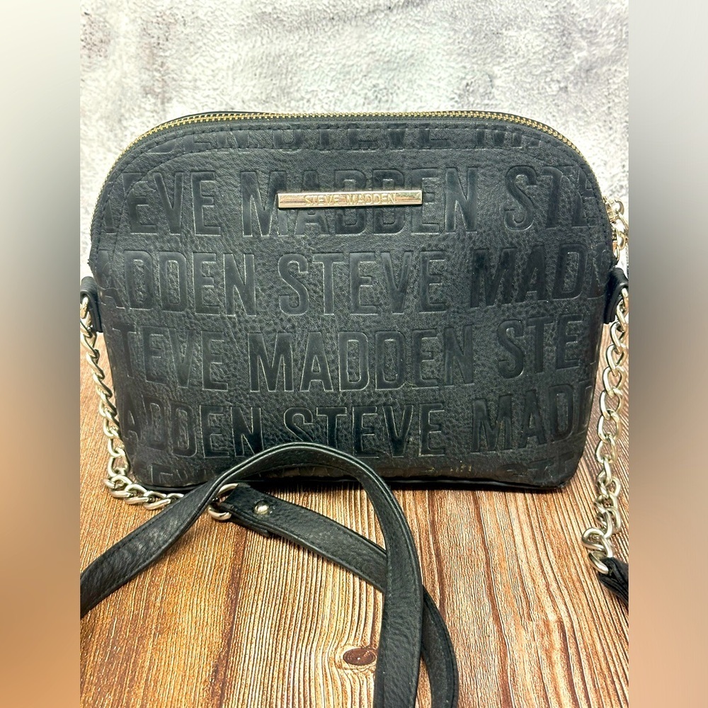 GUC STEVE MADDEN BMARYLIN LOGO CROSSBODY BAG​​